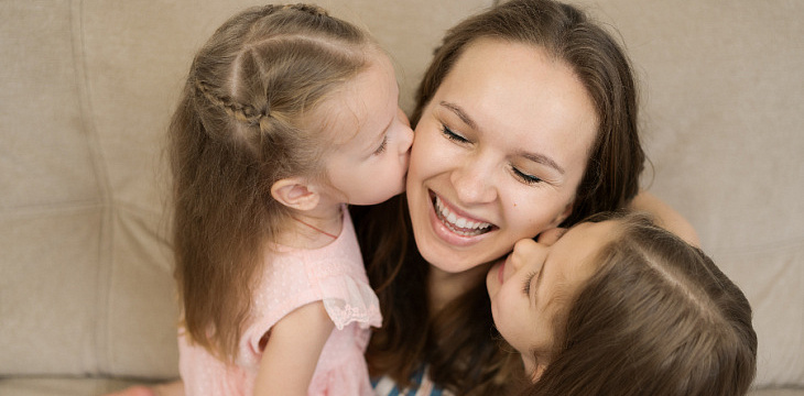 «Птюшки мои»: мама 18 детей – о 10 литрах супа, 7-литровом казане и большом счастье