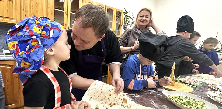 Как папы и дети устроили кулинарный праздник в Кандалакше