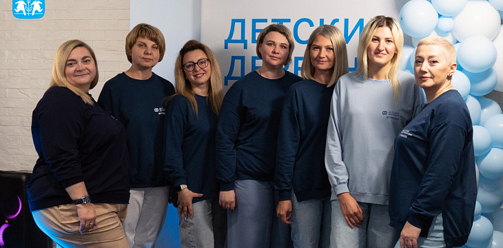 Сегодня день рождения у Программы профилактики социального сиротства и укрепления семьи в Мурманской области. Ей исполнилось 20 лет! 