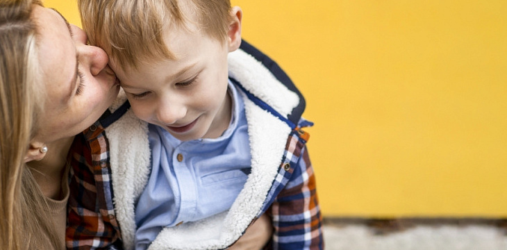 «У меня дети необыкновенные, они видят мир по-другому»: история приёмной мамы восьмерых детей «У меня дети необыкновенные, они видят мир по-другому»: история приёмной мамы восьмерых детей